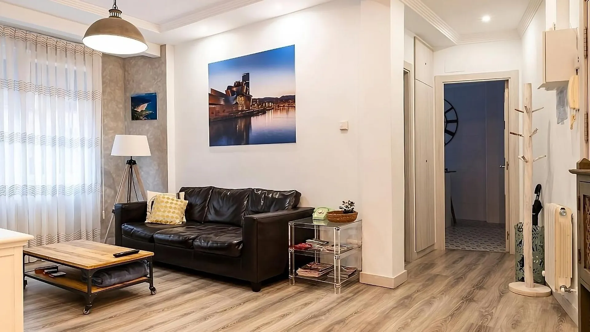 Amplio, Luminoso Y Moderno Cerca Del Casco Viejo Apartment Bilbao Spain