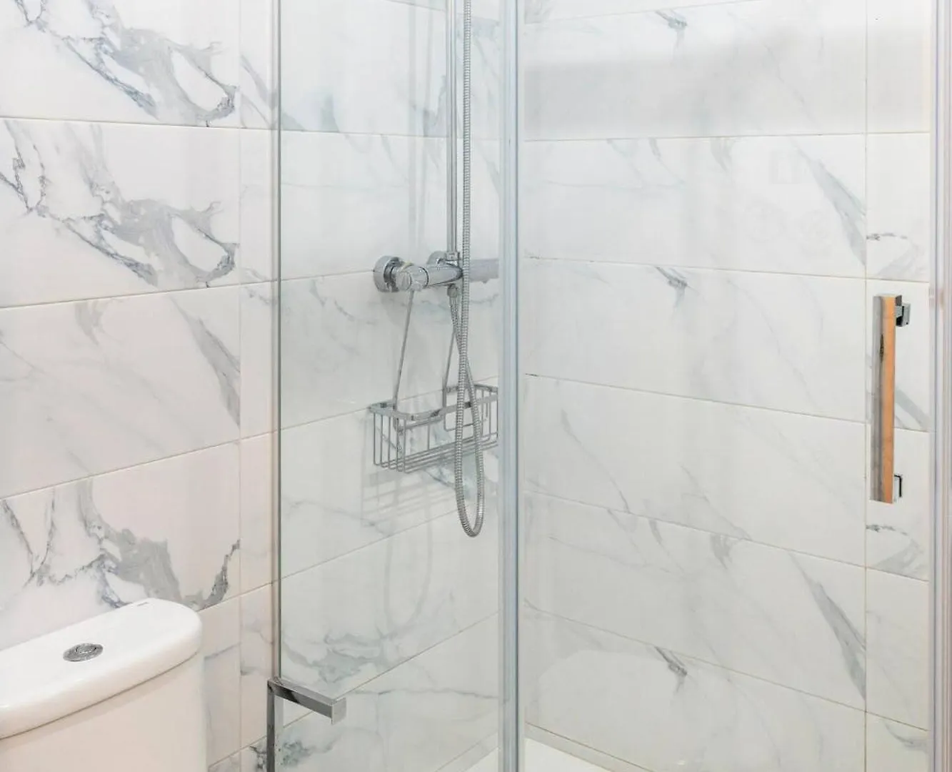 Apartamento Amplio, Luminoso Y Moderno Cerca Del Casco Viejo Bilbao